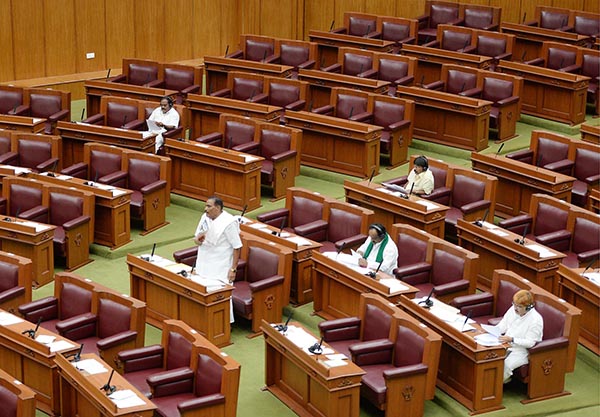 ಅಲೆಮಾರಿ-ಅರೆ ಅಲೆಮಾರಿ ಸಮುದಾಯಕ್ಕೆ 9545 ಮನೆ ಮಂಜೂರು: ಆಂಜನೇಯ